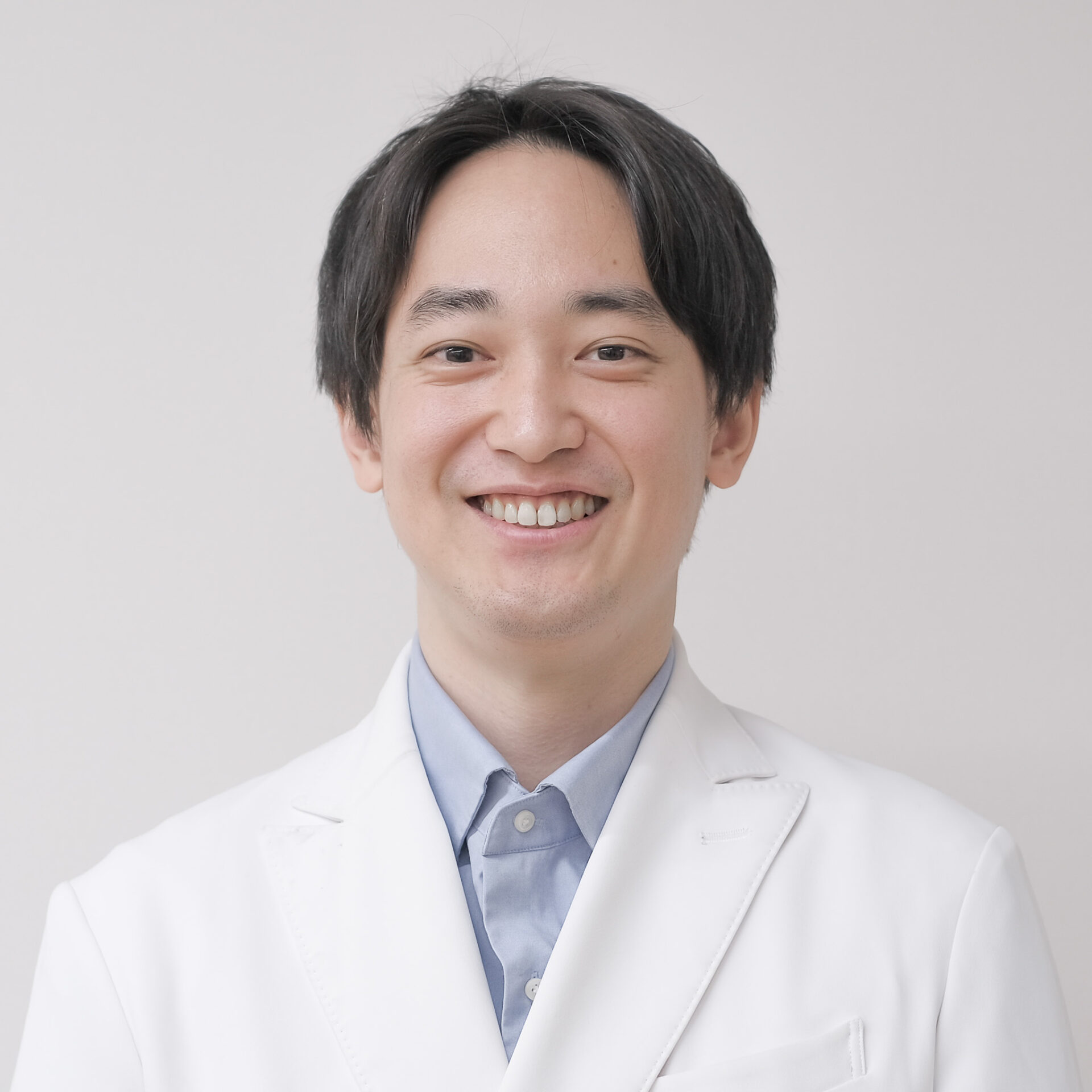 院長の梅本一紀の画像です